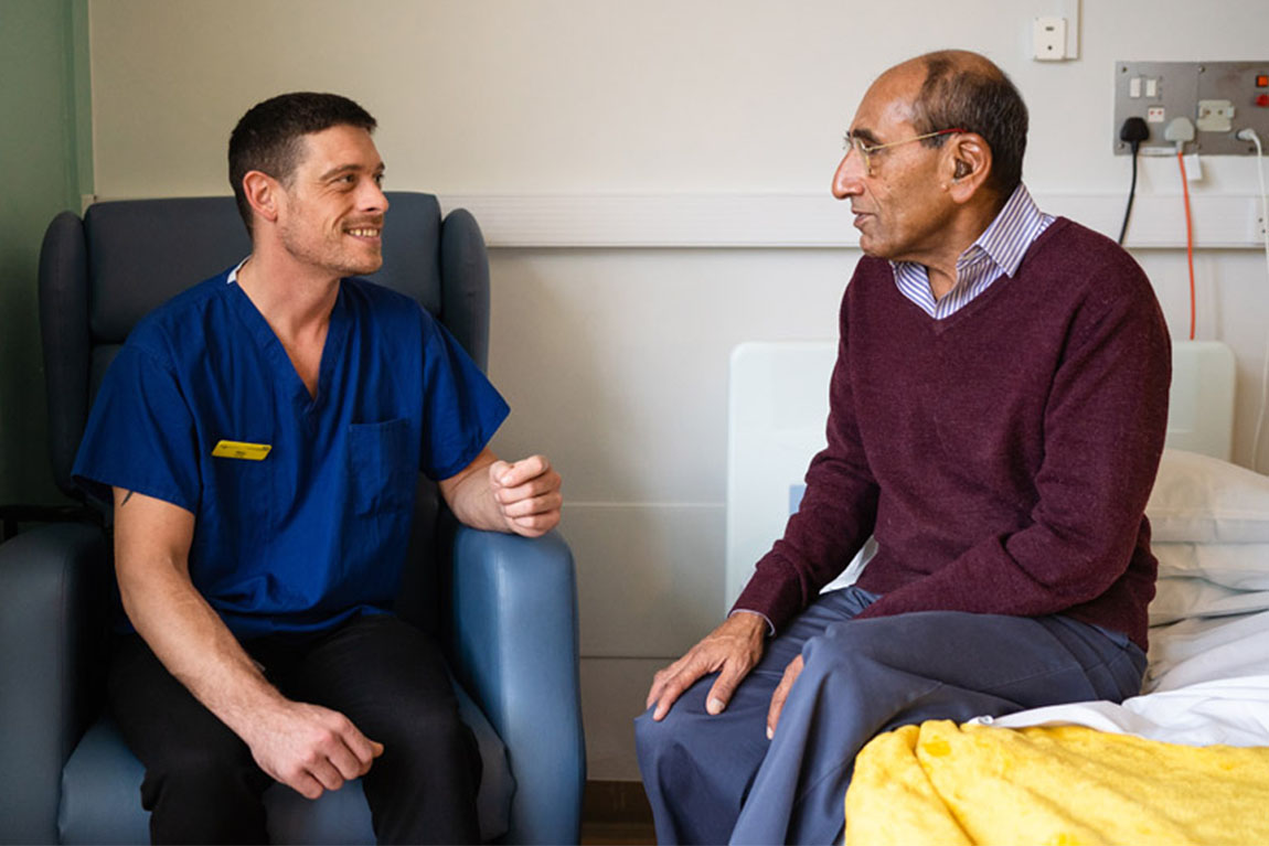 macmillan-unit-_0008_Visiting-times